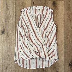 Kut From The Kloth - misses L high low sleeveless blouse, in excellent condition